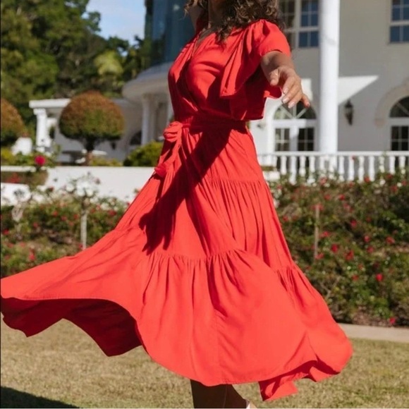 Petal & Pup Dresses & Skirts - Petal + Pup Barker Tiered Midi Dress in Red Size Medium